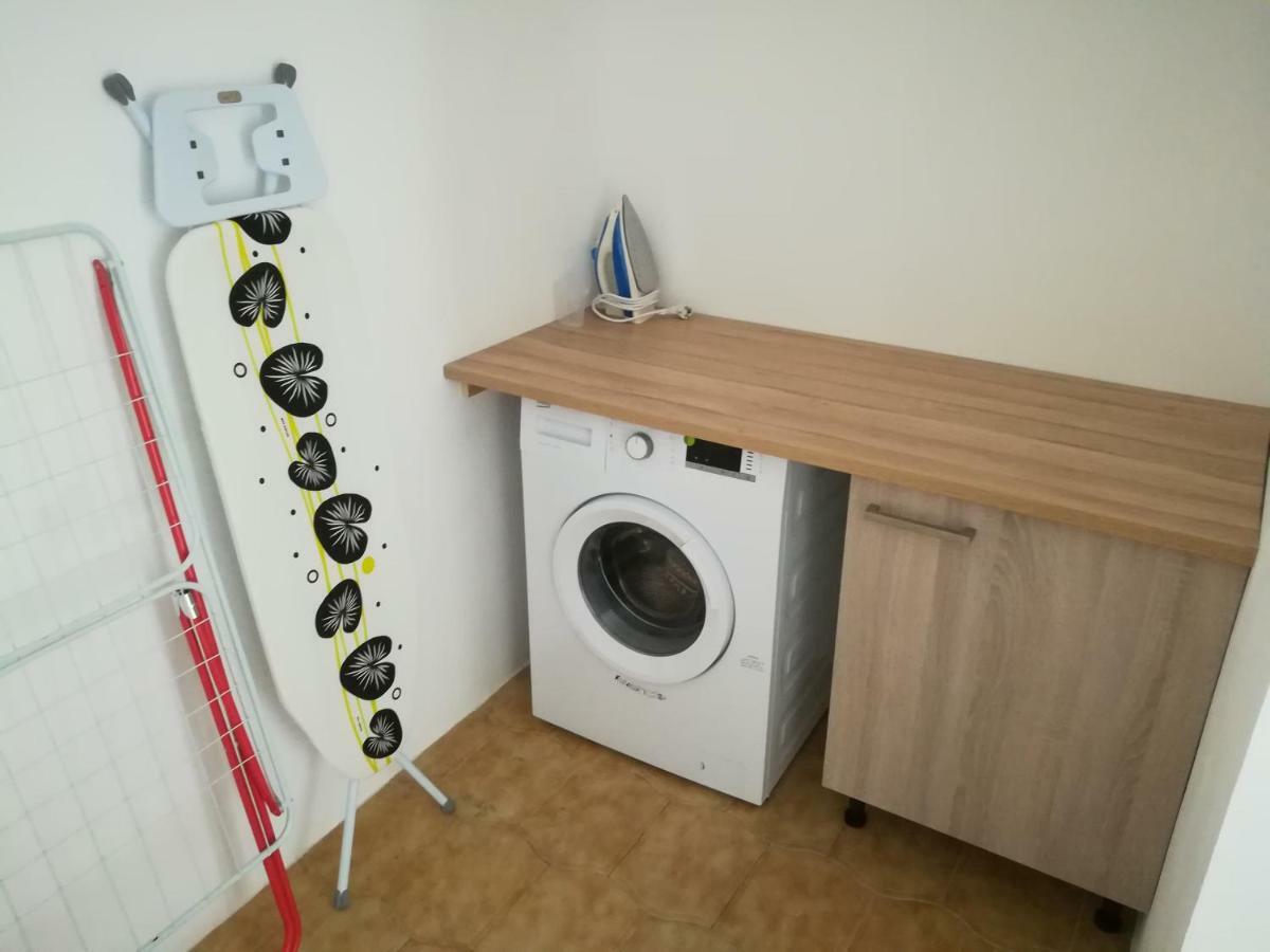 Casa Valientes A - Free Private Parking, Wifi & Ac Apartment Херес де ла Фронтера Екстериор снимка
